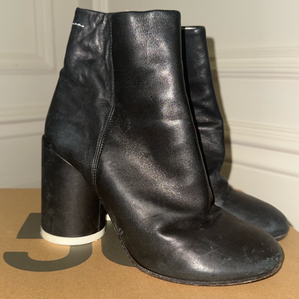 MM6 Maison Martin Margiela Black Ankle Boots with Block Heel